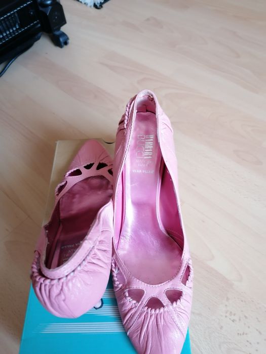 Pantofi de piele, roz