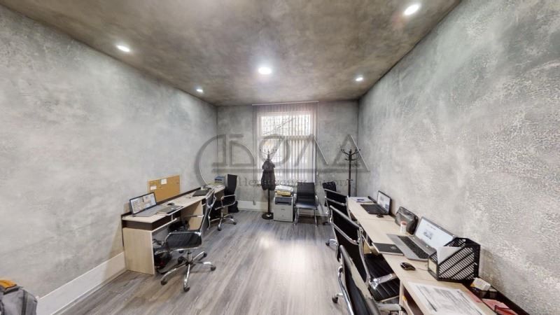 Продава се Тристаен апартамент в София, Център - 84 кв.м за 3810 €/кв.м - Снимка #5