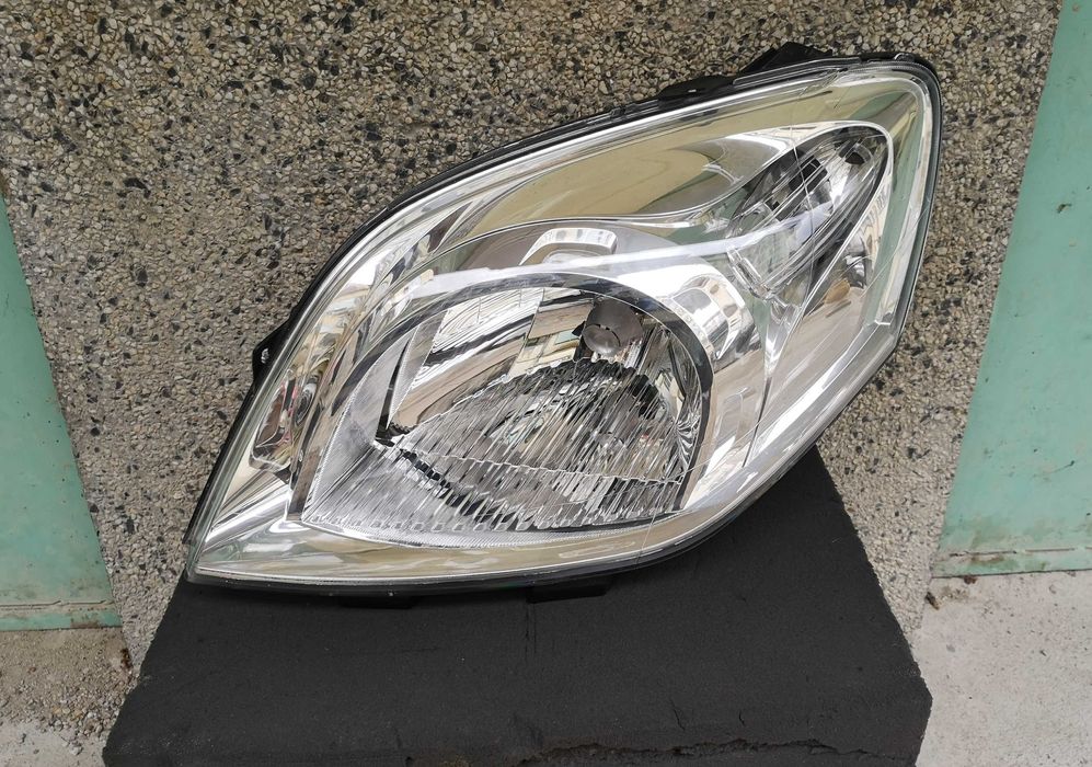 Оригинален фар Fiat Fiorino Citroen Biper  Фиорино Бипер