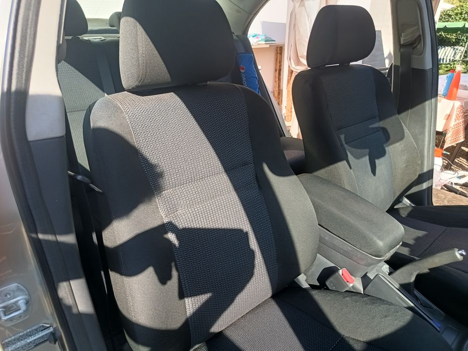 Toyota Avensis T 25 sau schimb cu ATV 4×4