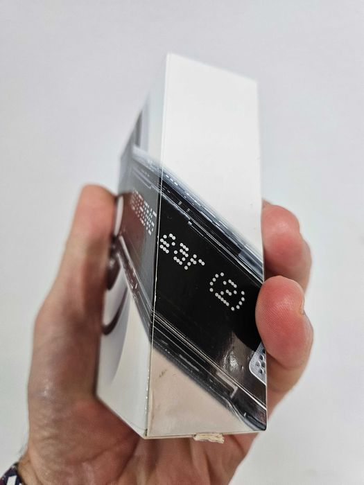 Casti Nothing ear 2 nou la cutie Garantie.