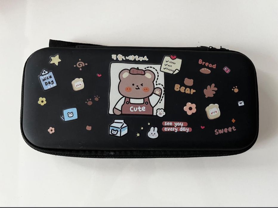 Nintendo switch 2023, ca nou + accesorii si jocuri.