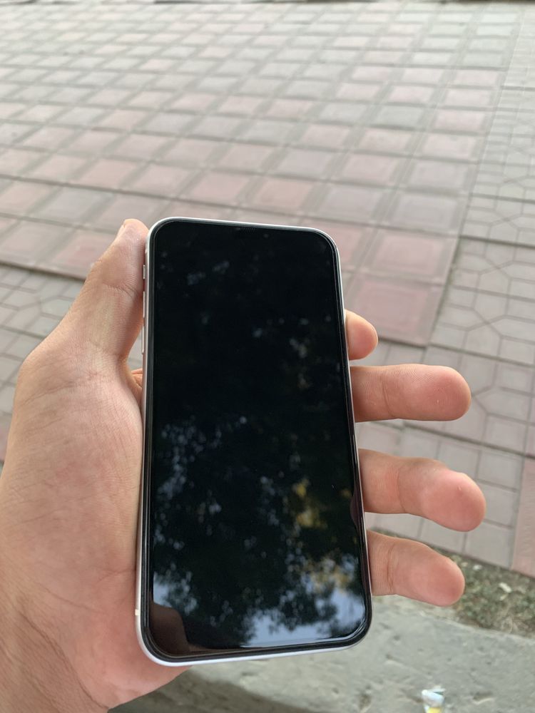 iphone xr 64 gb