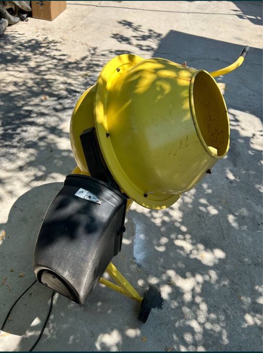 Бетонобъркачка 150 литра нова внос от Англия