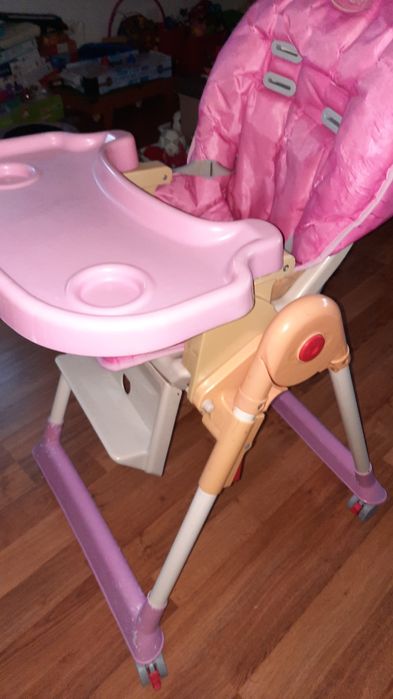 Scaun masa bebe roz
