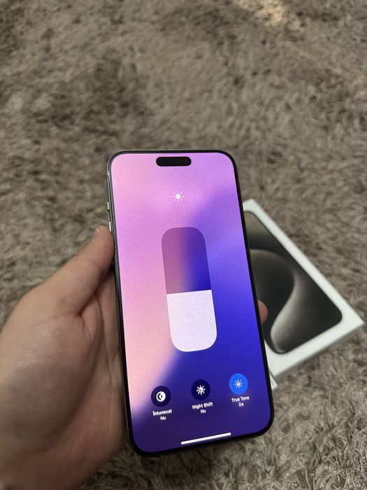 Vand iPhone 15 Pro Max - 256 GB - CA NOU