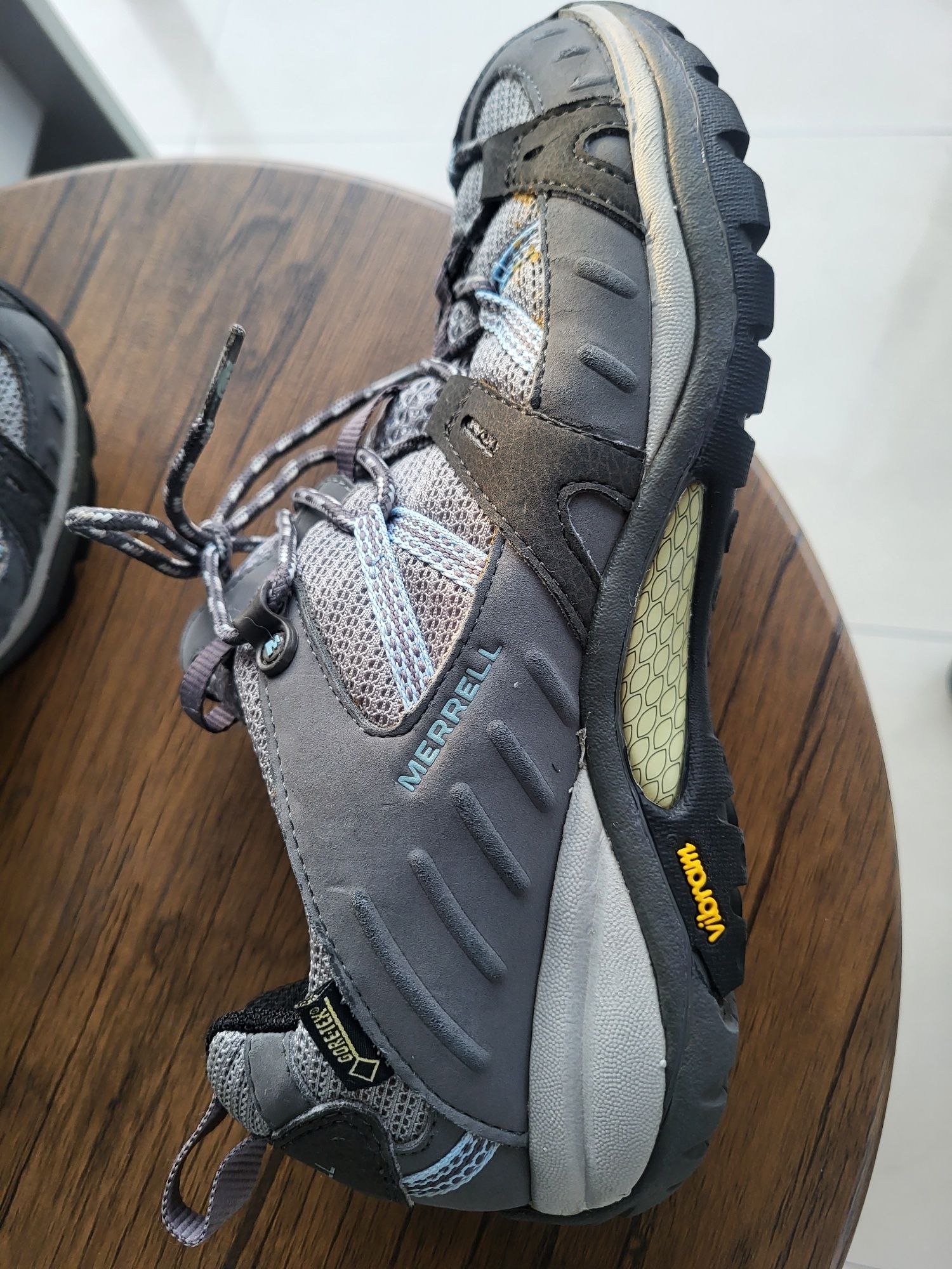 Туристически обувки Merrell 38.5