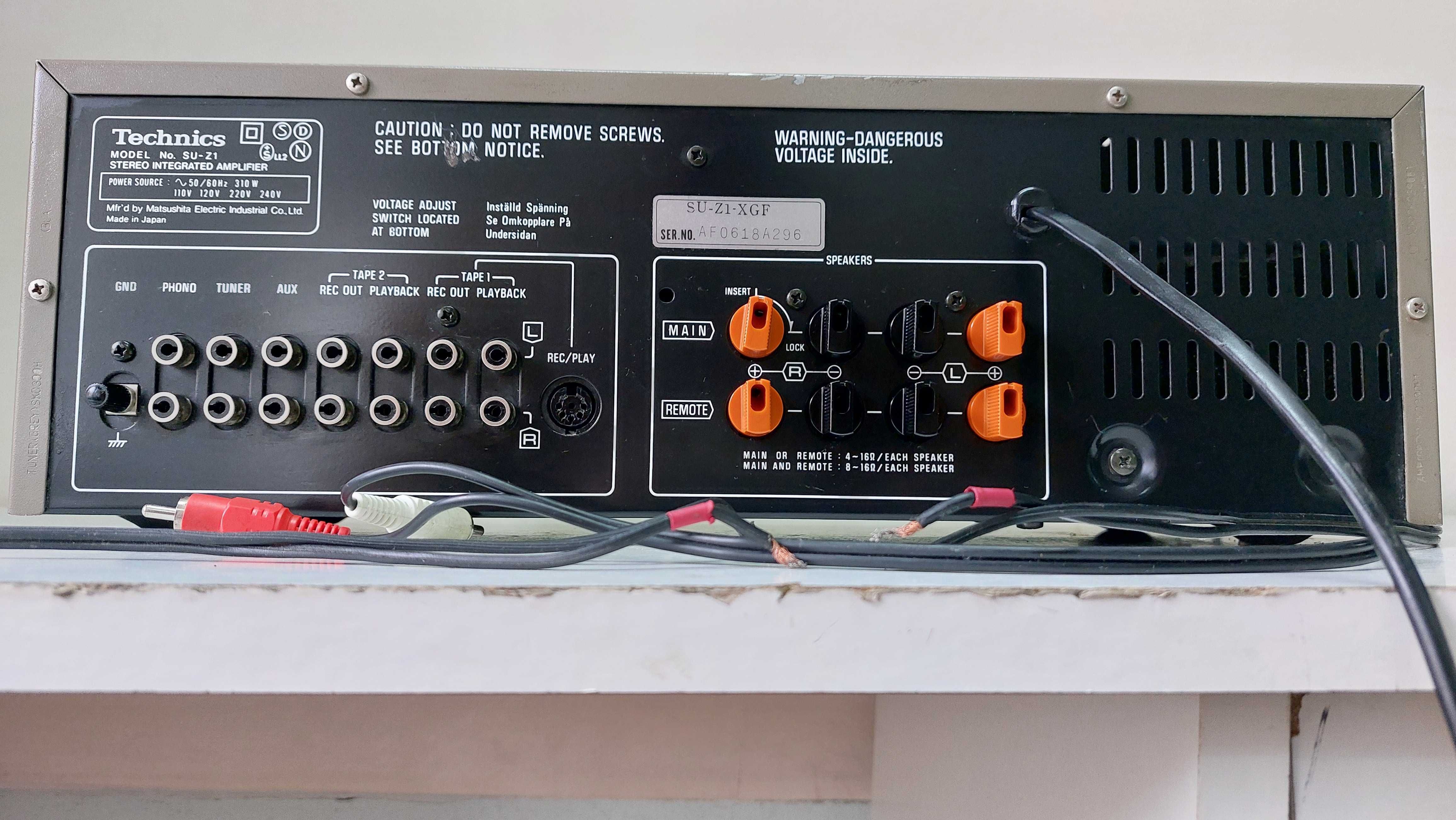 Technics SU Z 1 muzica la amplificator Vu metre ace muzica vintage