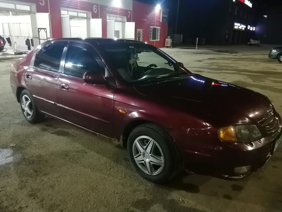 Продам срочно Кia Shuma 2002