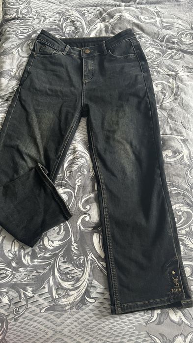 Әдемі матада стильді джинсы арзанға сатам арықтап қалдым размер 30