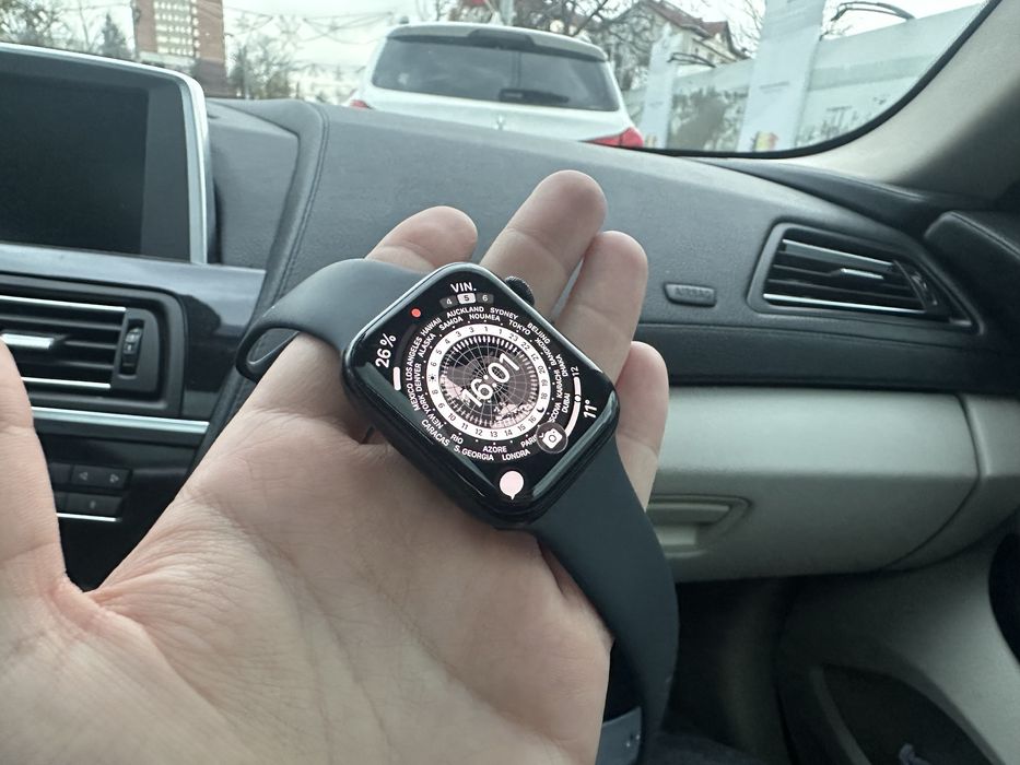 Apple Watch seria 7 45mm