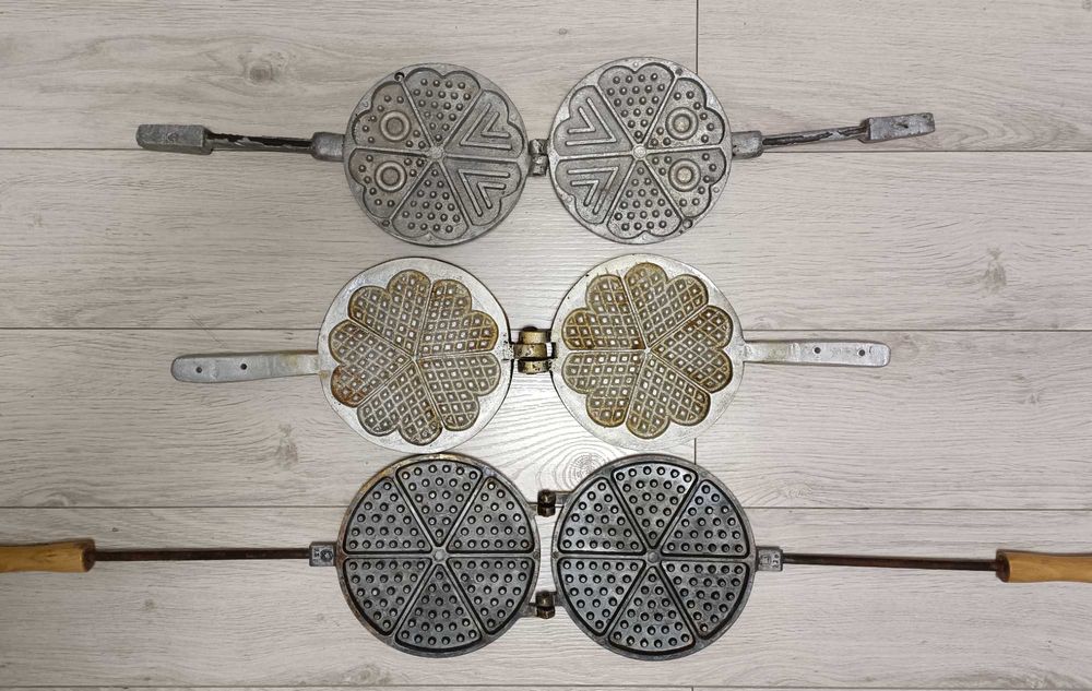 Печенница - вафельница б/у цена за все