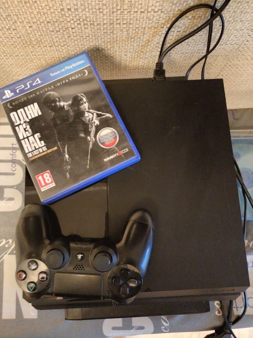 Продам PlayStation 4