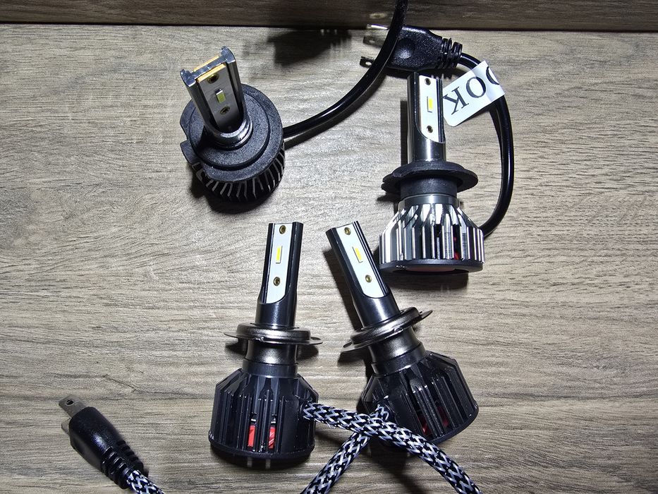 Becuri Led Leduri auto H1 H4 H7 H8 H9 H11 H16 HB3 9006 HB4 9012 hir2