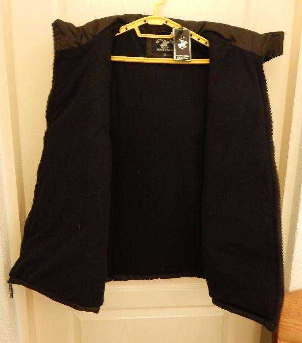 Vesta''BEVERLY HILLS POLO CLUB",marimea XL,cumparata din SUA.