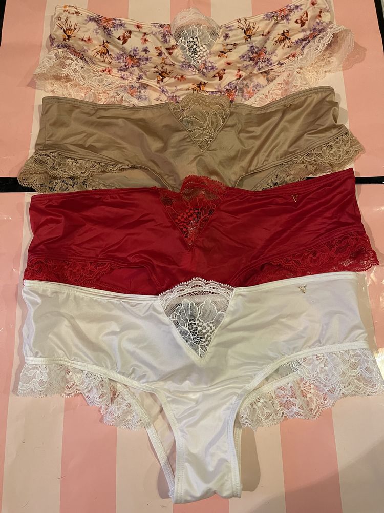 Lenjerie intima Victoria’s Secret