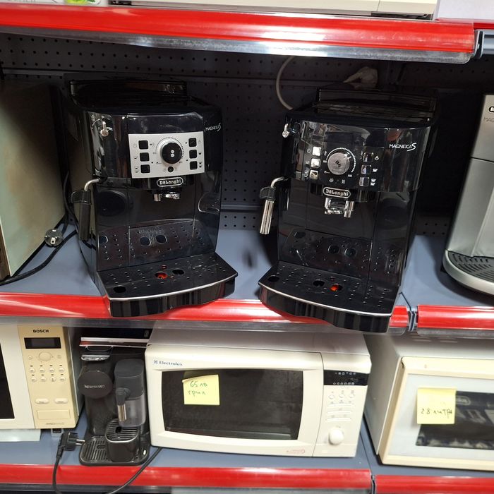 Делонги Магнифика S кафе машина - гаранция 6 месеца