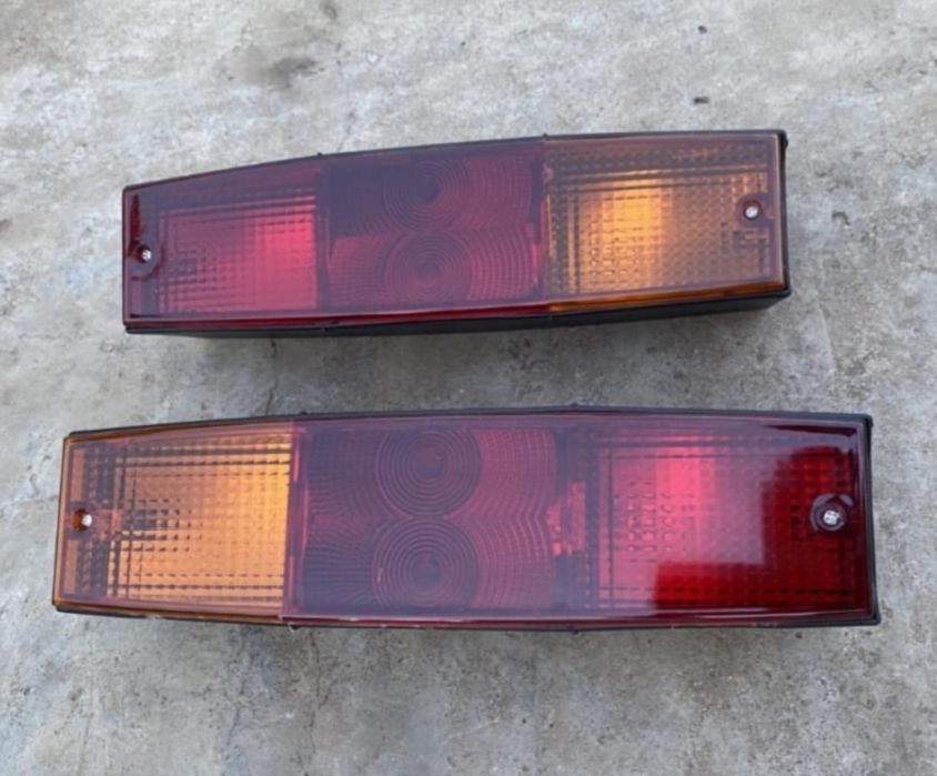 Triple stopuri Dacia papuc camioneta.