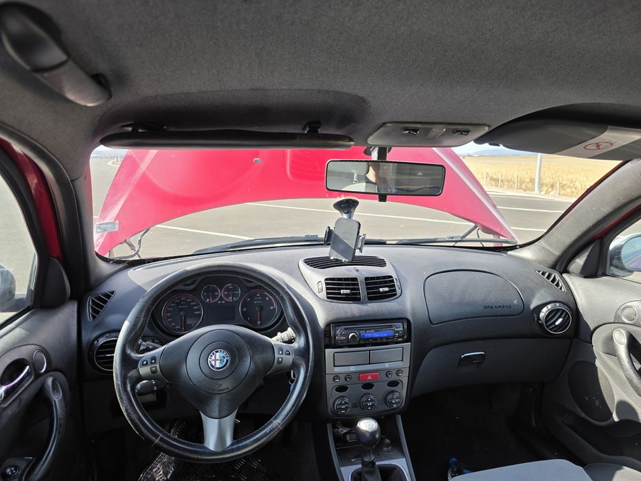 Alfa Romeo 147 Black Line 1.9 JTDm 120 - на части