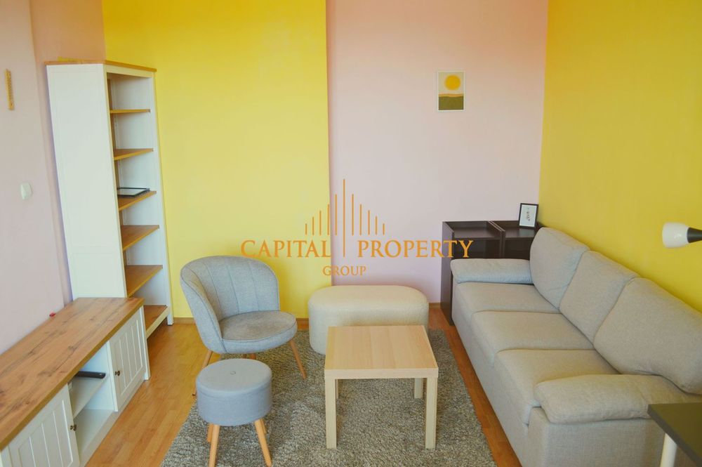 Двустаен тухлен апартамент, под наем, обзаведен и оборудван, Център,