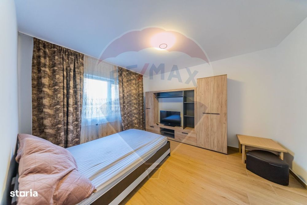 Garsoniera renovata la cheie de inchiriat zona 6 Vanatori,Arad
