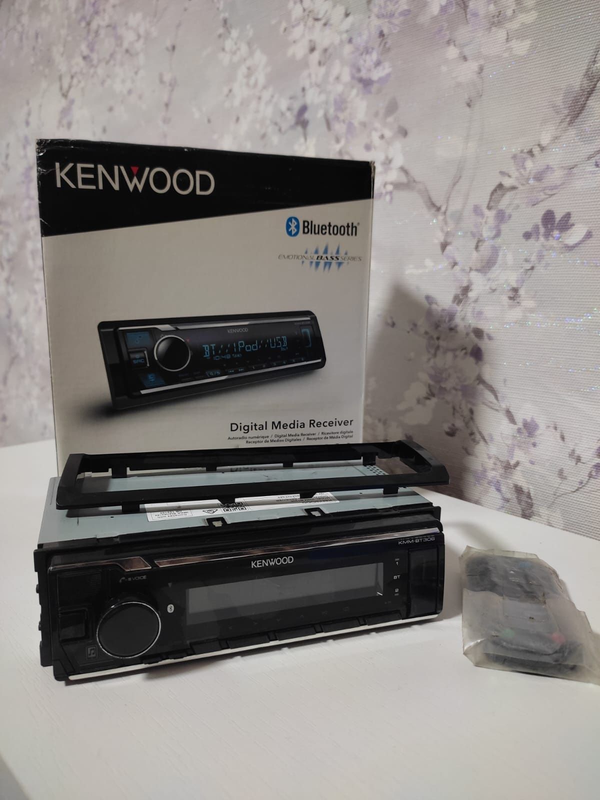 Автомагнитола Kenwood KMM-BT306