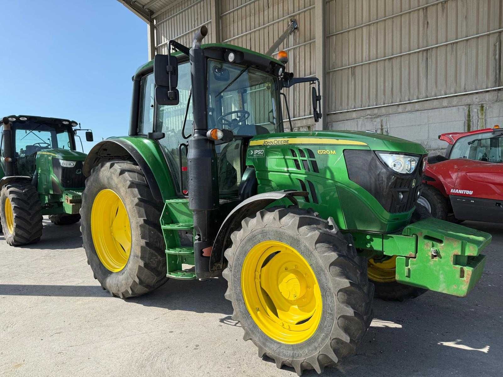 Tractor John Deere 6120M