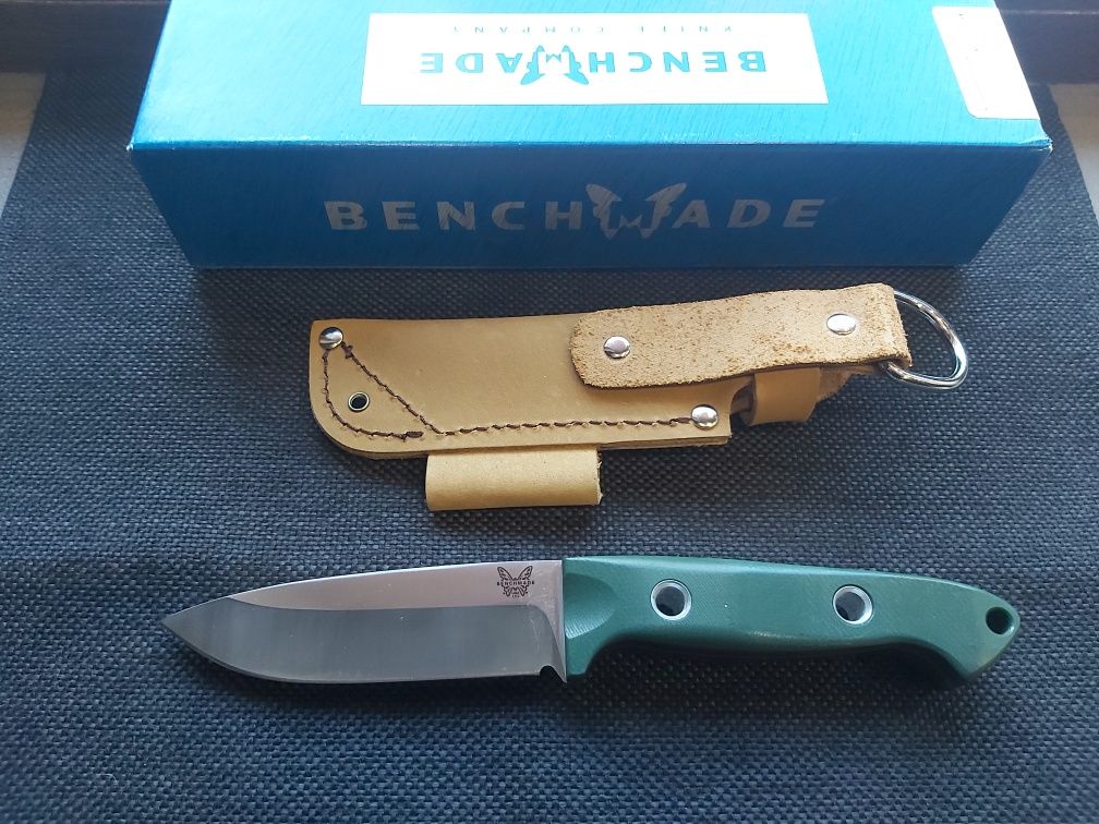 Нож Benchmade Bushcrafter с кожена кания