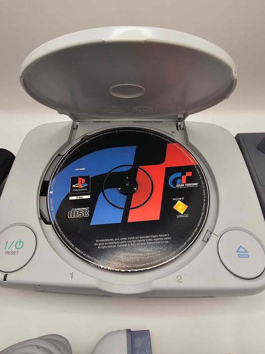 Consola Sony Play Station One complet + 2 controllere