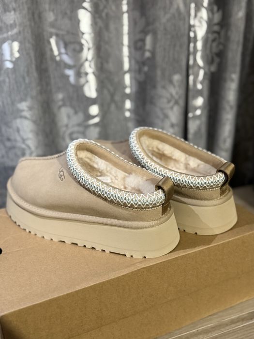 UGG W Tazz II.