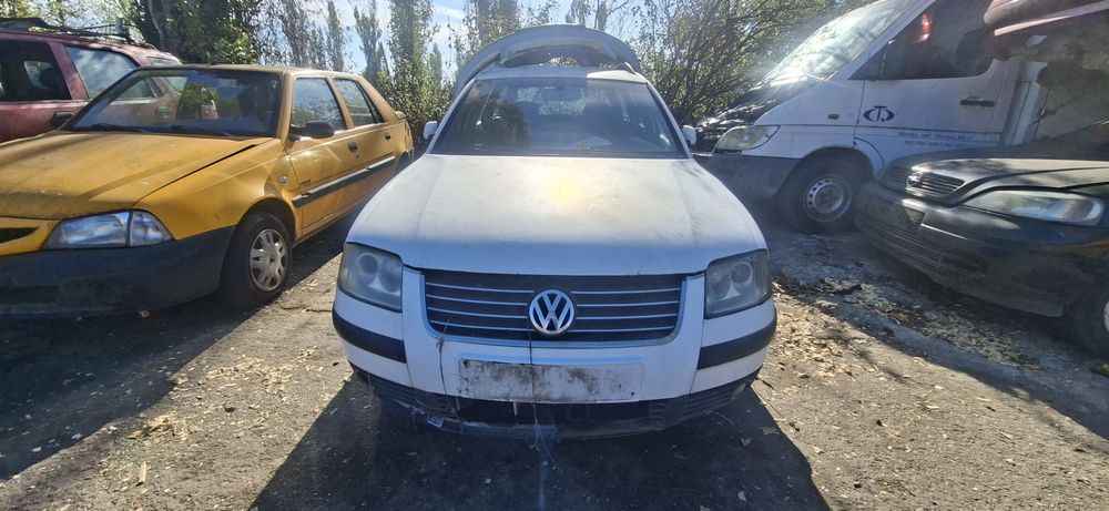 Dezmembrez Volkswagen Passat B55 1.9 D 2002