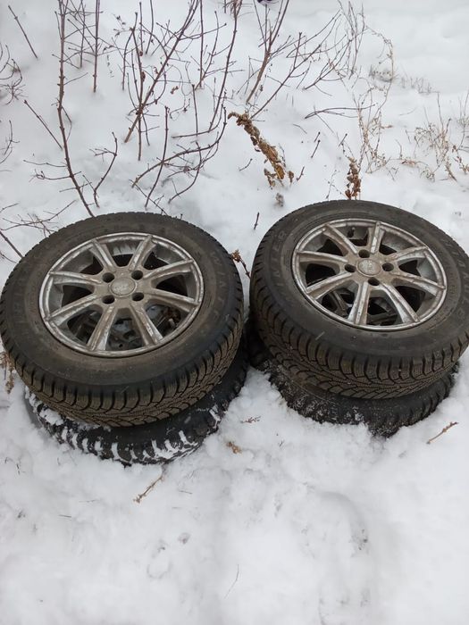Продам зимние шины  на14