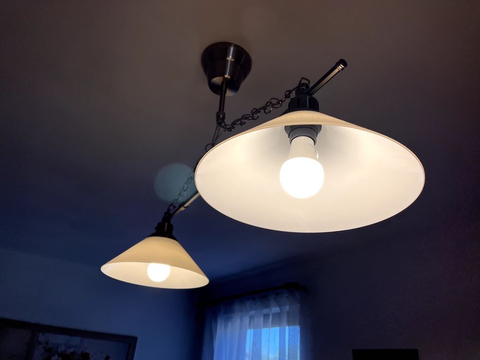 Lustra cu 2 becuri led Ikea