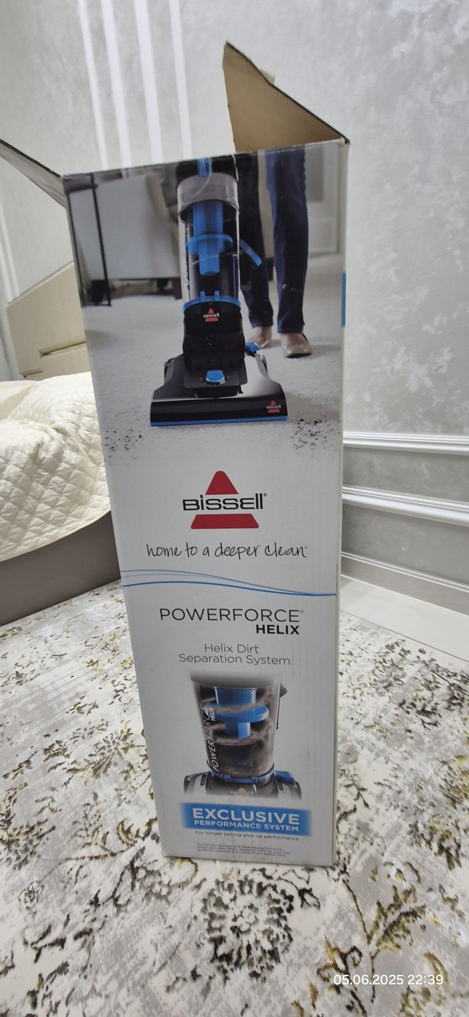 Продам новый пылесос американский Bissell