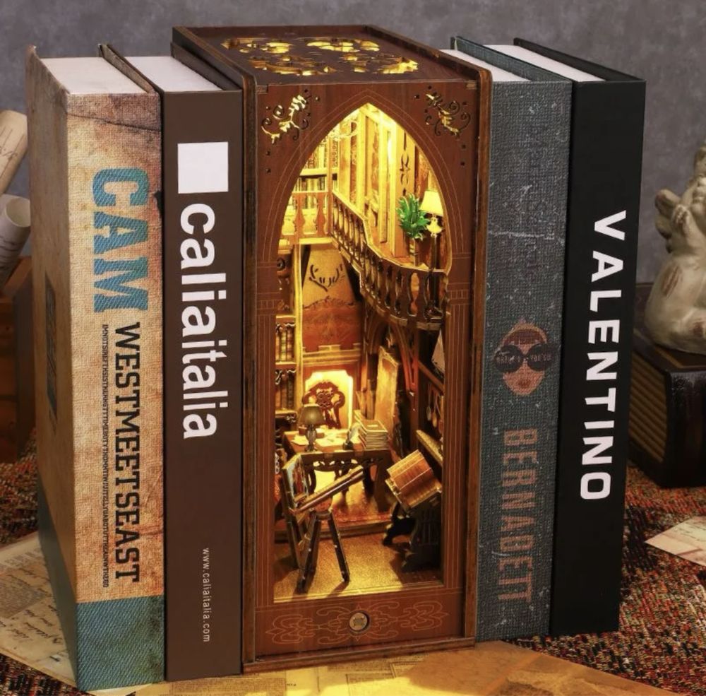 Объемный пазл «Библиотека в книге»