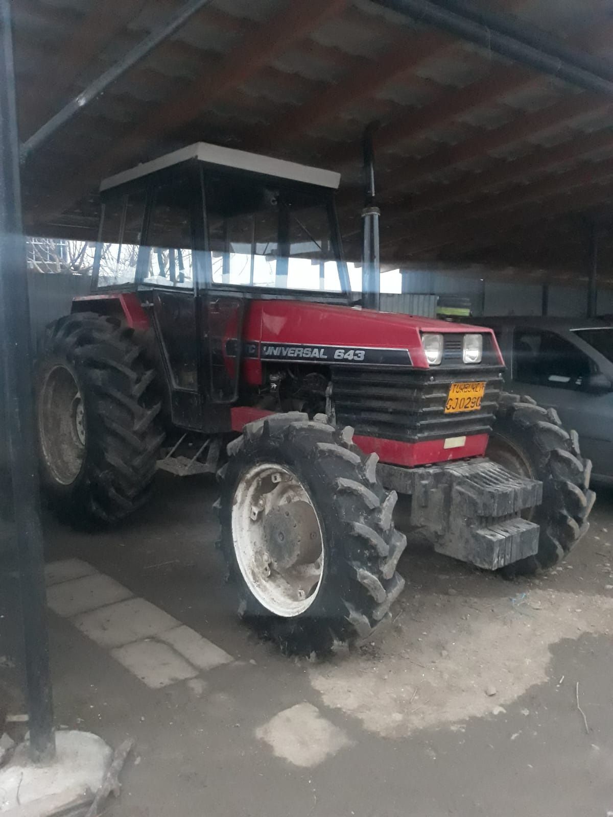 Vind tractor 643 dtc plug disc și combinator
