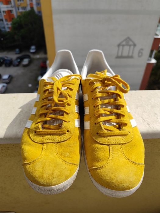 Обувки Adidas Gazelle 44ти номер жълти