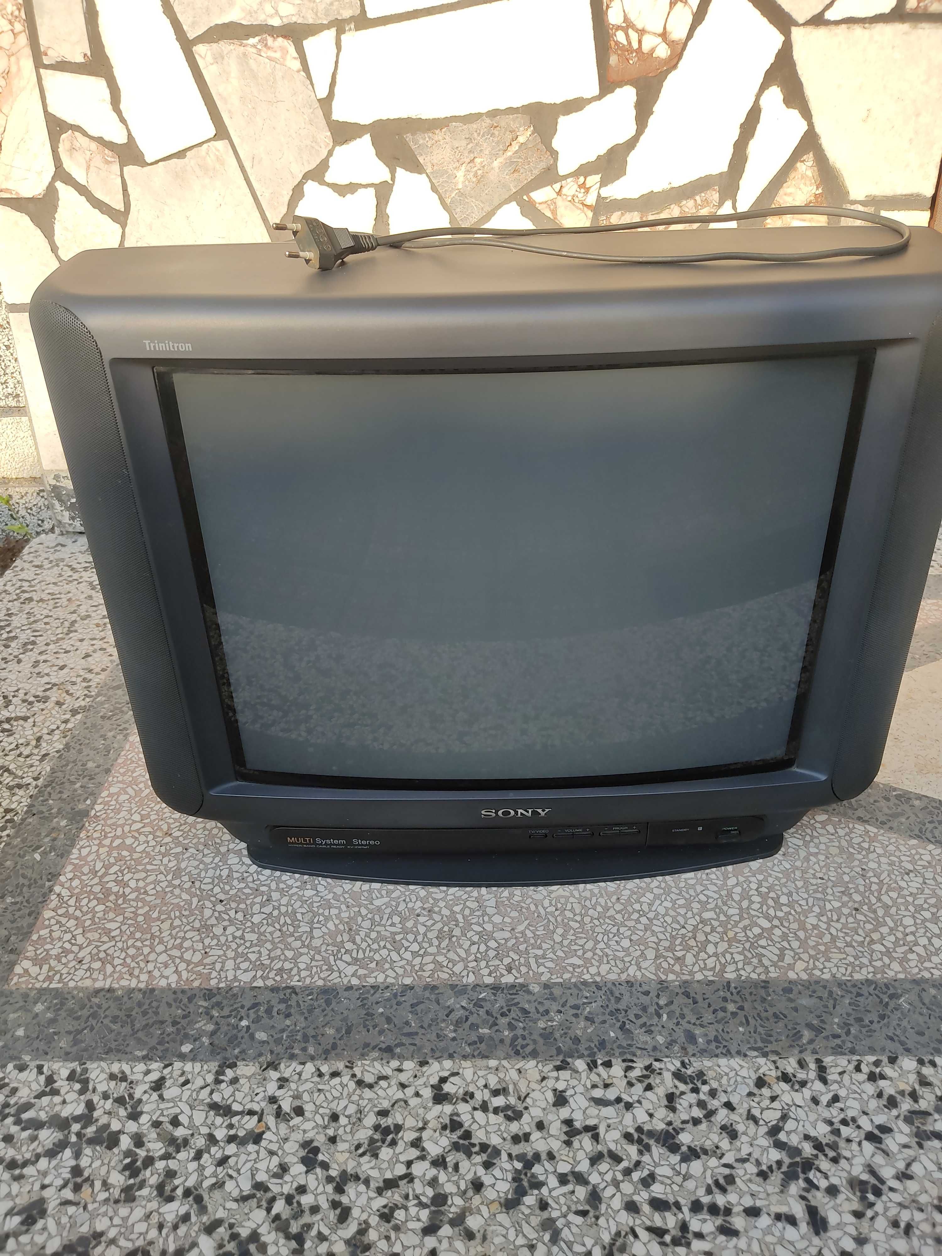 Продавам tv. ,,Sony,,