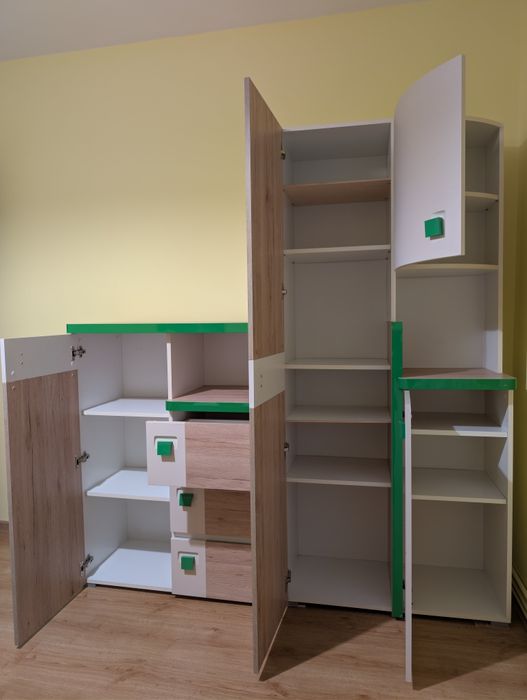 Dulap și comodă - mobilier copii