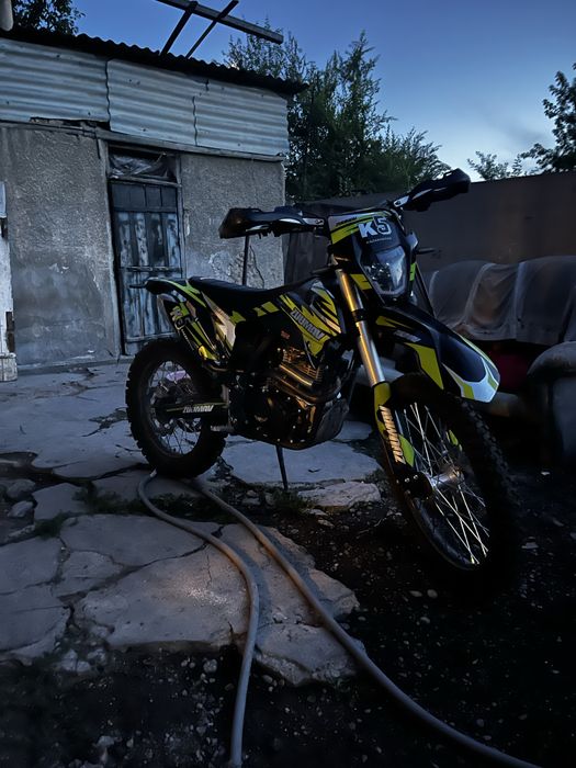 Продам Zuumav K5
