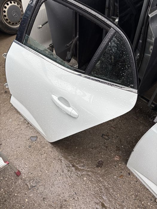 Врата задна лява за Renault Megane 2018год.