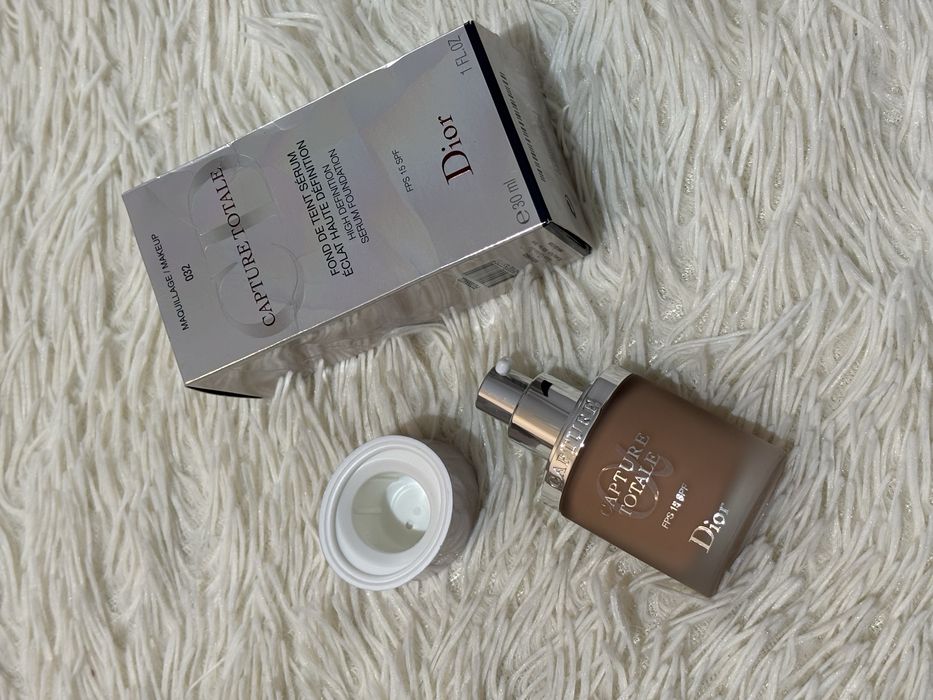 Fond de ten Dior Capture Totale