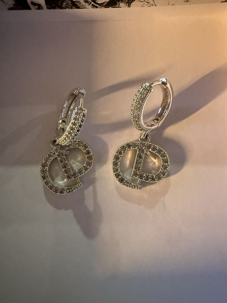 Обеци Chanel, Dior, LV