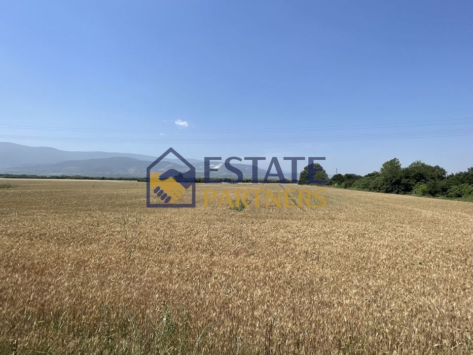 Продава се Парцел в Пловдив, Индустриална зона - Юг - 15750 кв.м за 8 €/кв.м - Снимка #1