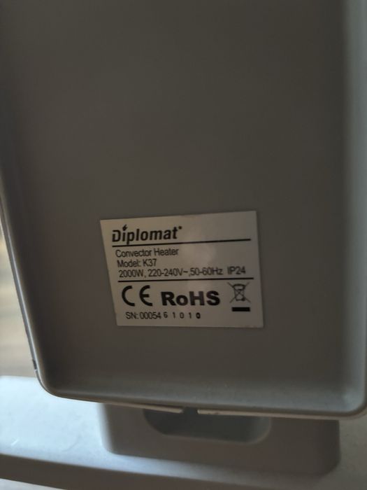 Конвектор Delonghi