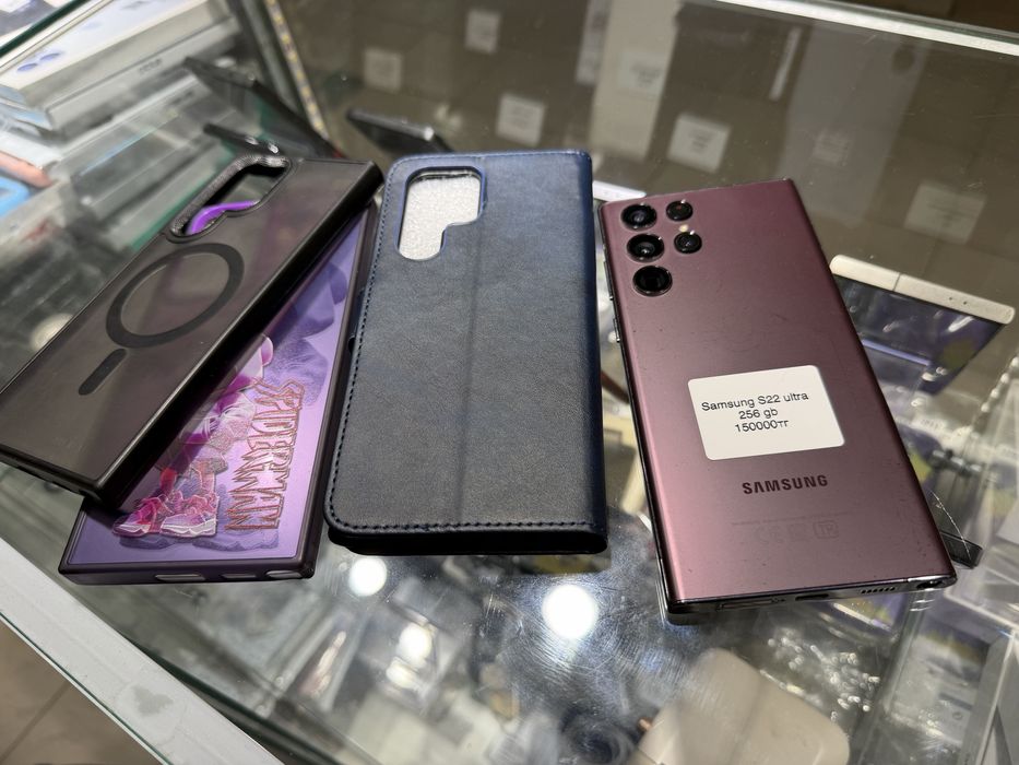 Samsung Galaxy S22 ultra 256 гб