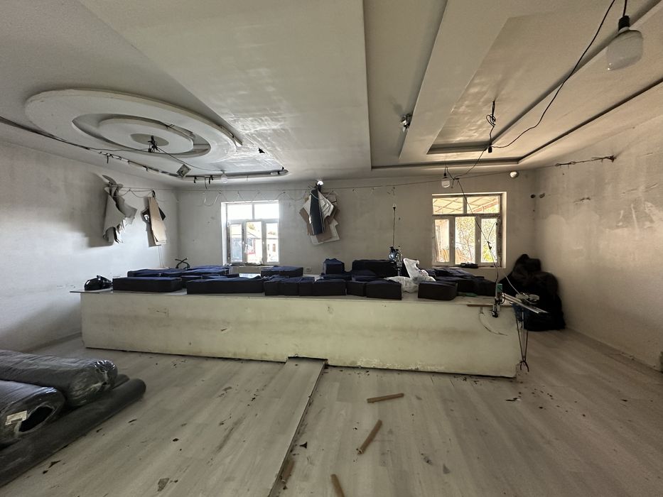 Uchastka srochna sotiladi Sergel uchastka sex .сергеле участка сех