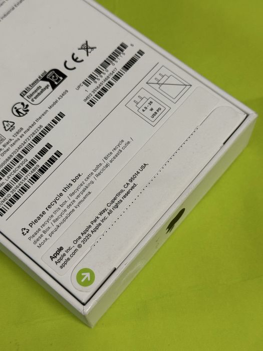 ***НЕАКТИВИРАН 128GB iPhone 16e | 16 e Yettel Гаранция 2028 Black