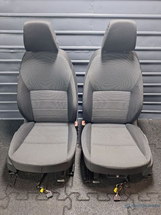 Scaune incalzite si banchete SKODA OCTAVIA Combi 5E5 2012 - > TDI CKFC, CRMB, CYKA 5Q4881106A , 5Q4881105A