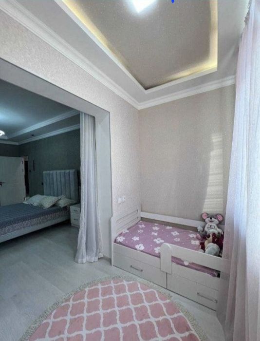 Срочно сотилади Зангиота Уртаовулда  2ХОНА